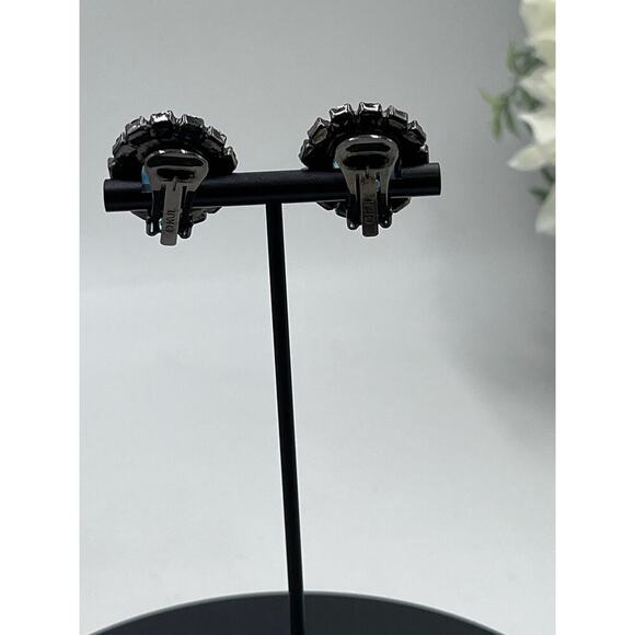 Kenneth Jay Lane Vintage Aquamarine Color‎ Button Clip Gunmetal Earrings - Picture 5 of 12